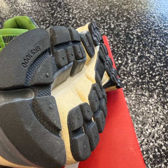 Nike Vomero 5 Men's Sneakers Size 10.5 Pale Ivory/ Smoke Grey - Picture 10 of 13